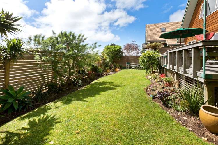 1/1 Malabar Drive Ellerslie_13