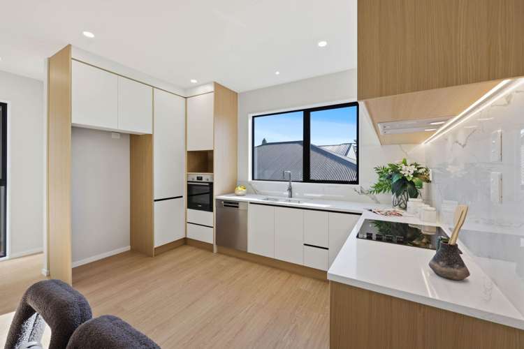18 Richardson Road Mt Albert_8