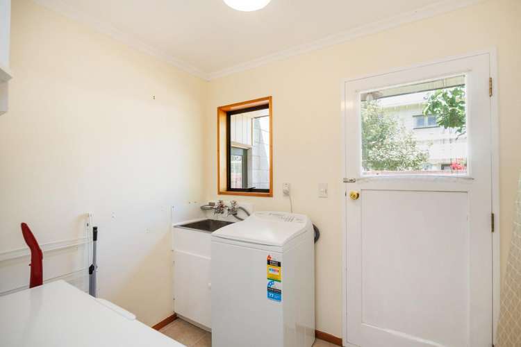 62 Warwick Street Feilding_15