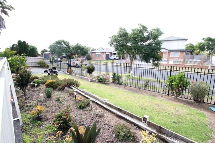 11 Regalwood Place Favona_11