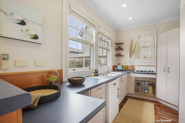 15 Herald Terrace Berhampore_1