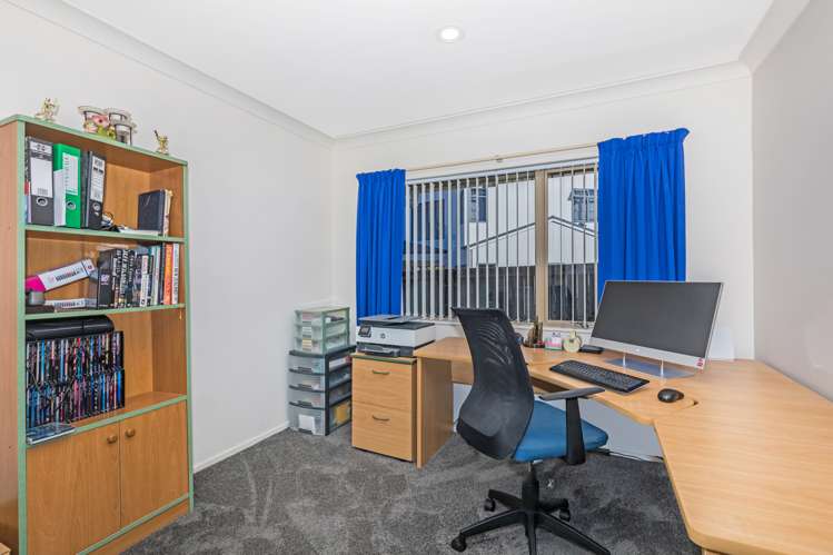 1 Birkinshaw Grove Riverstone Terraces_21