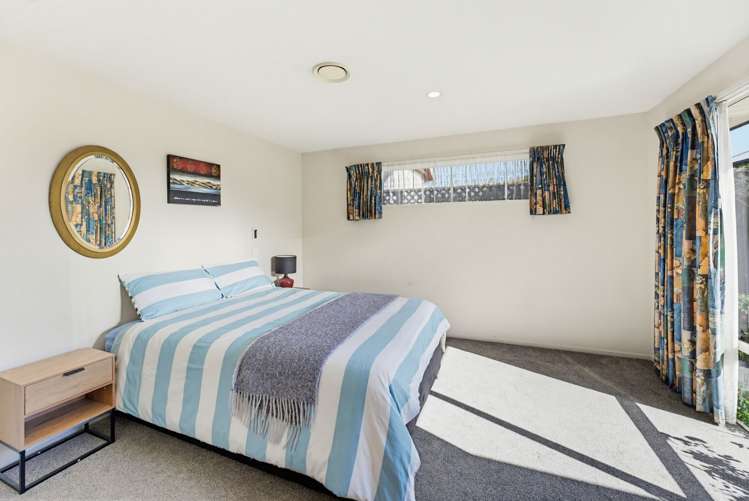 2/2A Chalmers Street Highfield_11