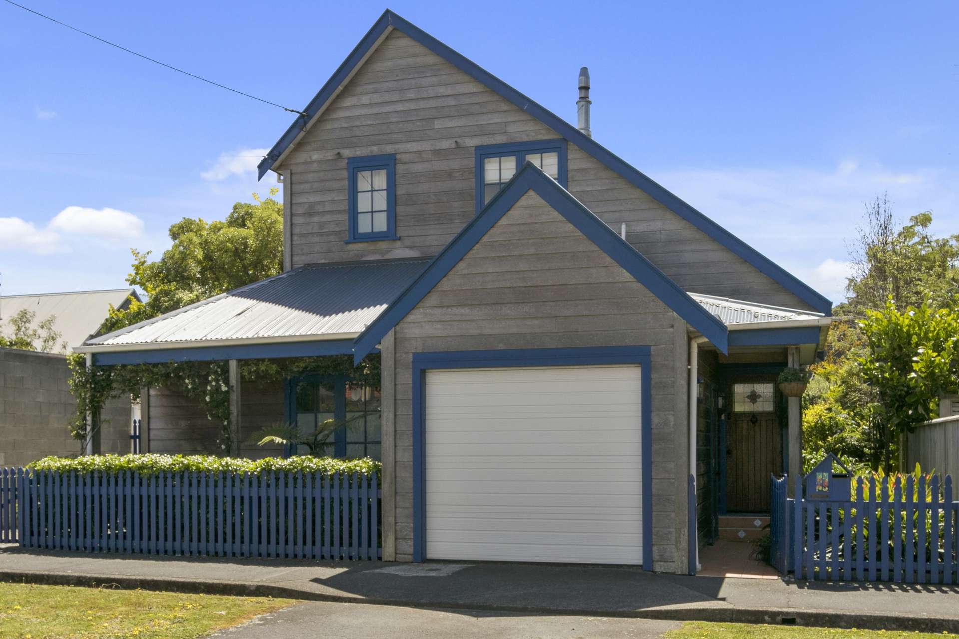 16 Karamu Street Eastbourne_0