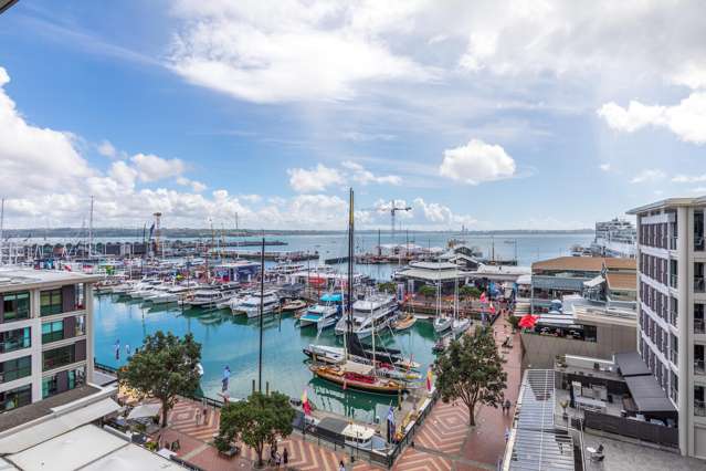 Wonderful on the Waterfront!