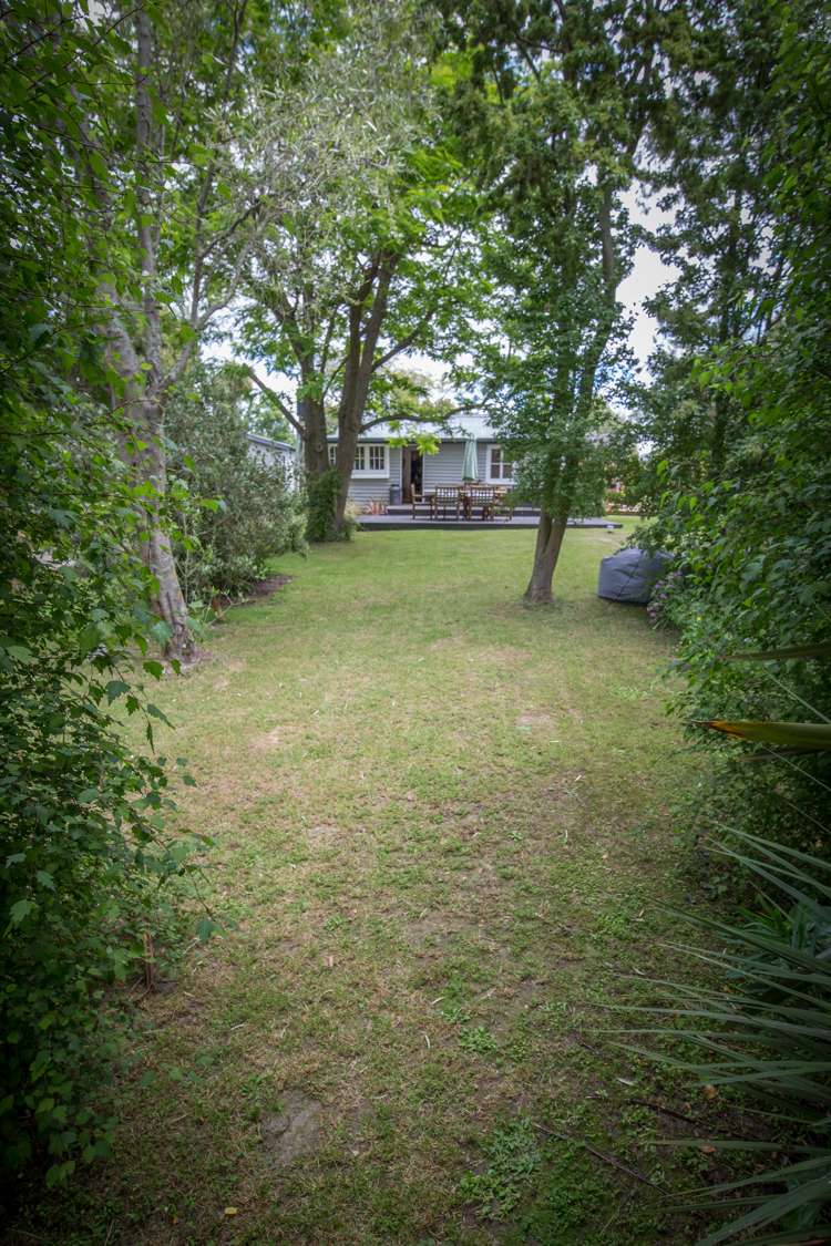 10 High Street Sefton_25