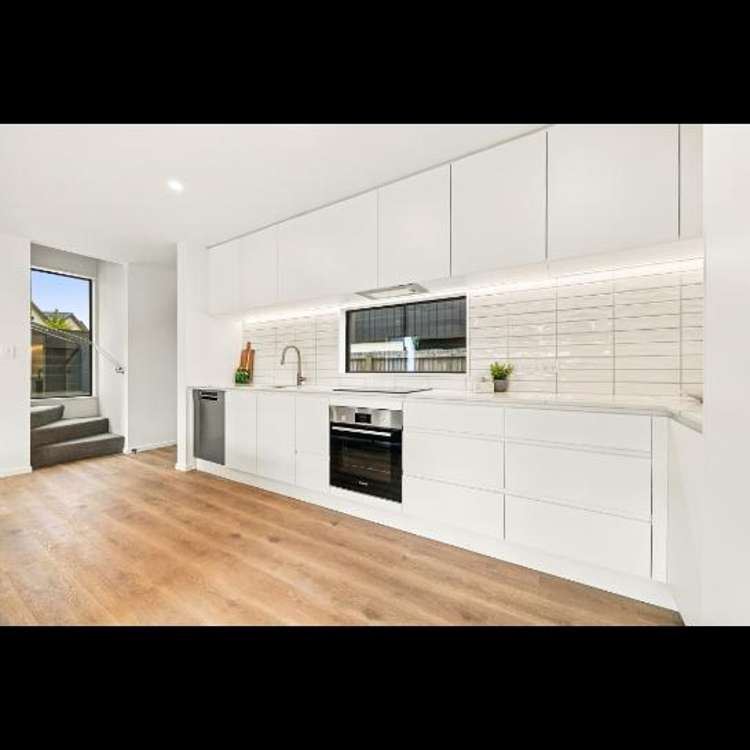 138 Simeon Street_3