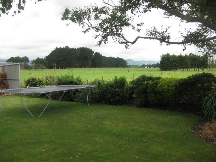 14 Smith Street Dannevirke_24