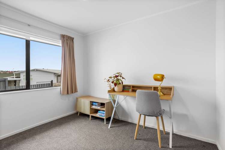 7 Eagle Place Red Beach_11