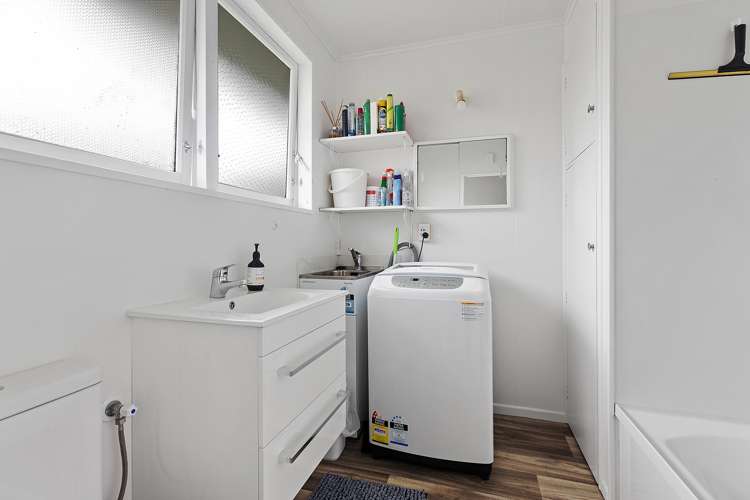 3/22 Park Avenue Titahi Bay_10