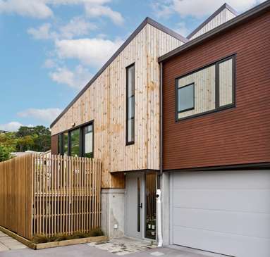 3 and 10 / 6 Makara Road_1