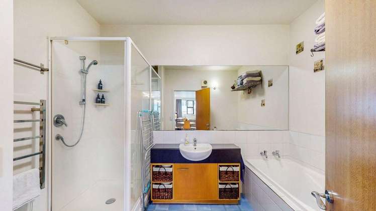 9/125 Thorndon Quay 1372_12