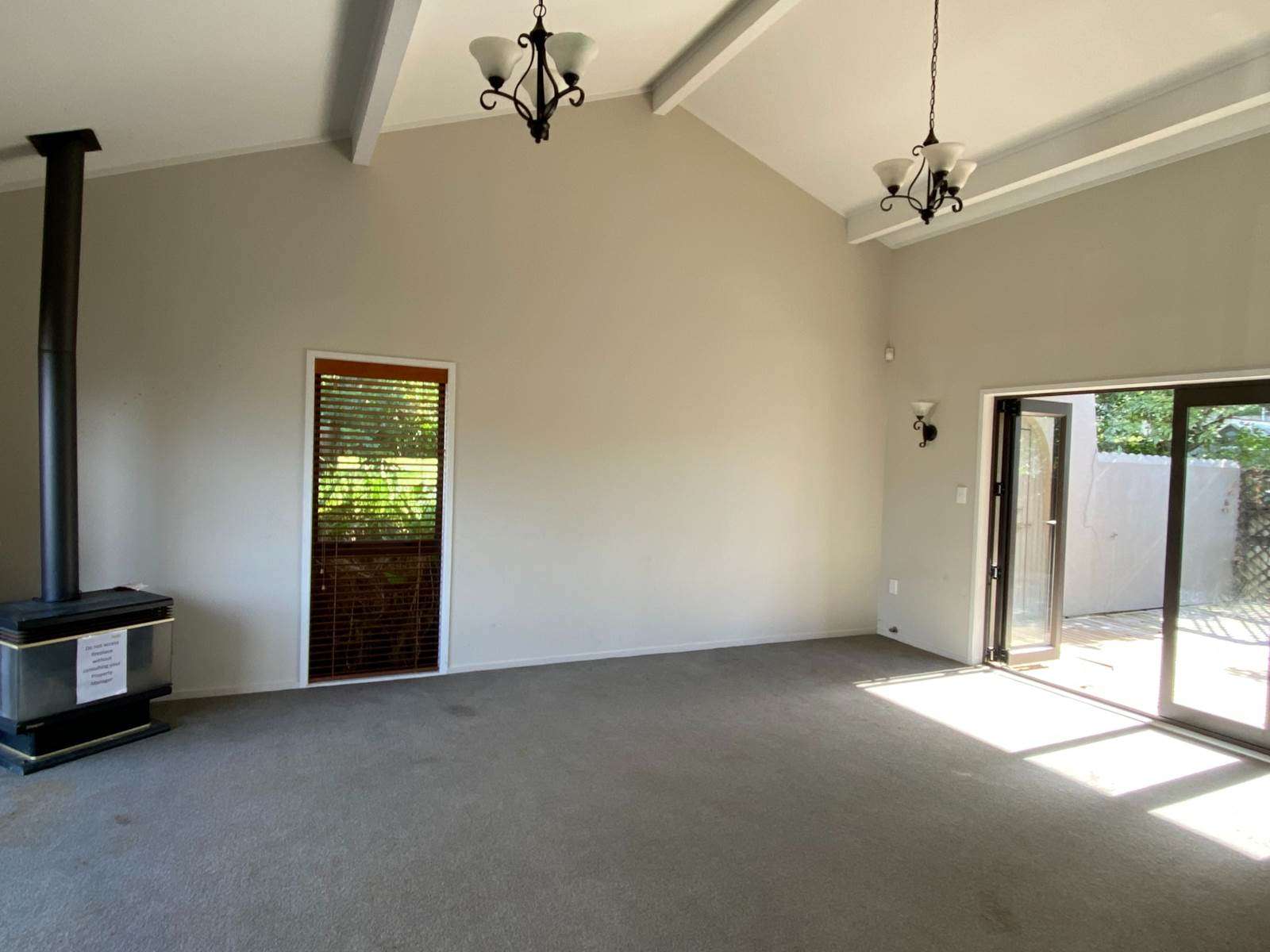 113 Redoubt Road Goodwood Heights Manukau City Houses for Rent