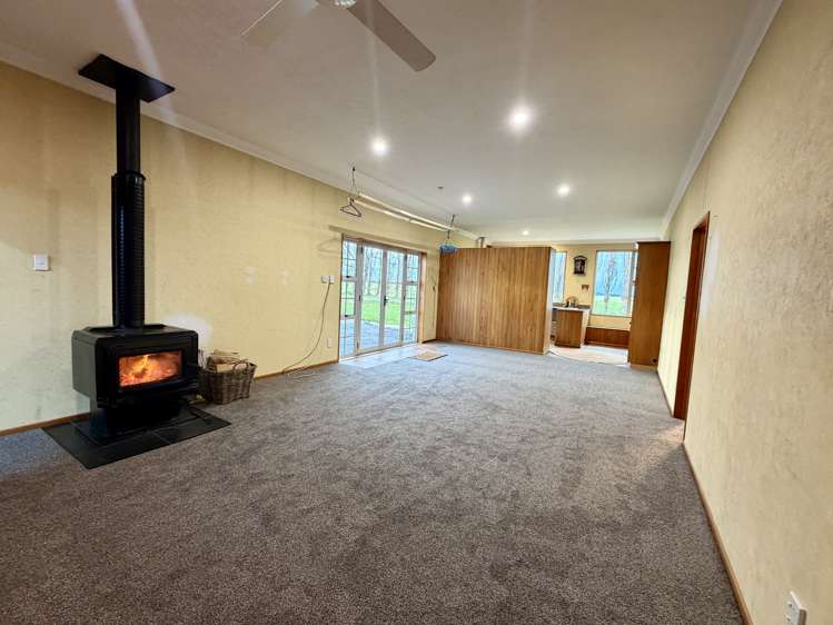 610 Grove Bush Woodlands Road_1