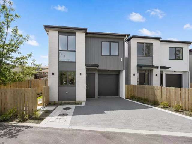 Macleans Zone Corner Opportunity – Vendor Must...