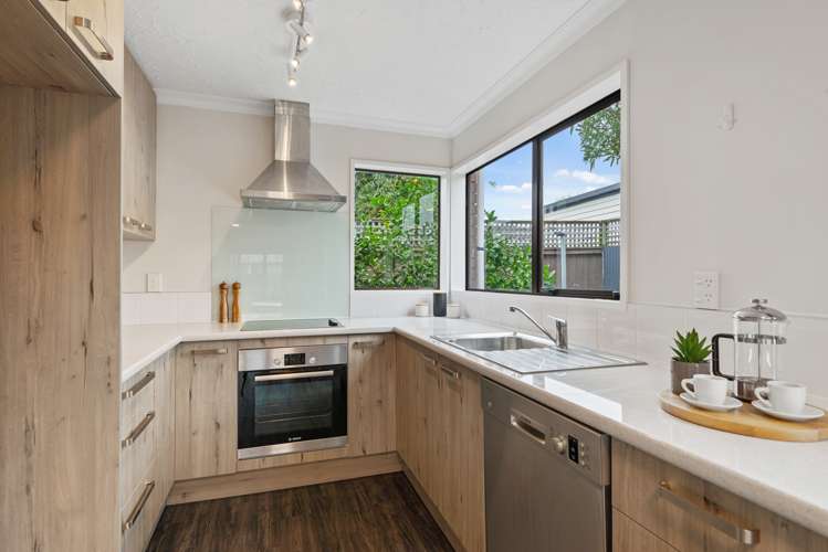 2/29 Meon Street Aranui_5