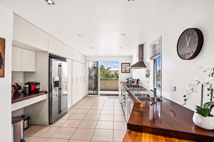 891 Cove Road Waipu_19