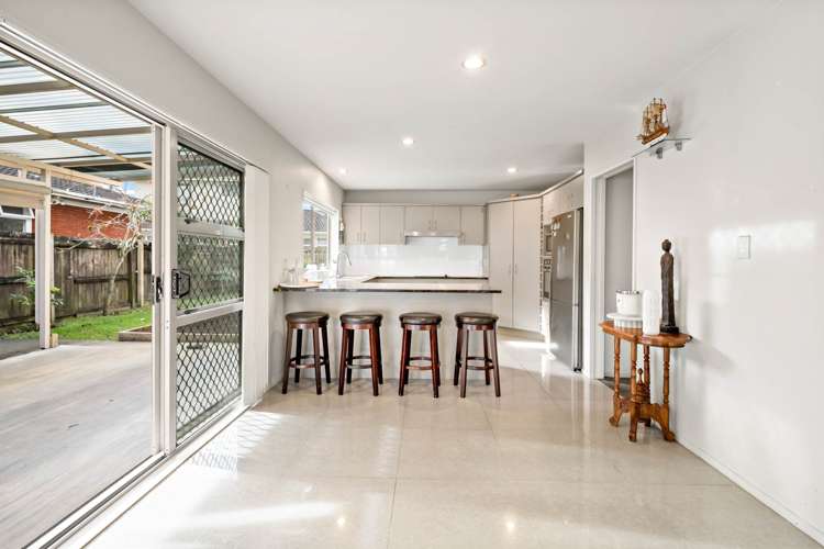 2A Afton Place Ranui_4
