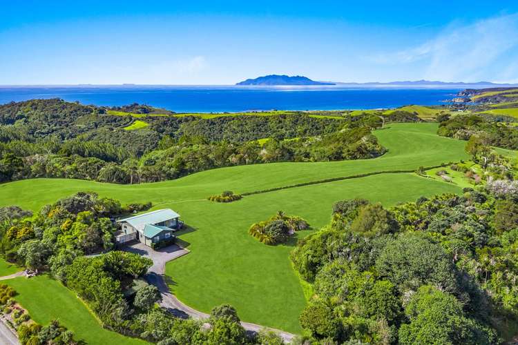 1075 Takatu Road Tawharanui Peninsula_0