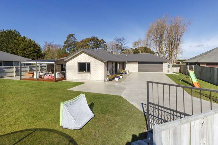 11 Mahi Grove Feilding_9