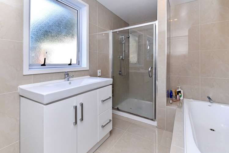 39 Pinehurst Place Wattle Downs_12