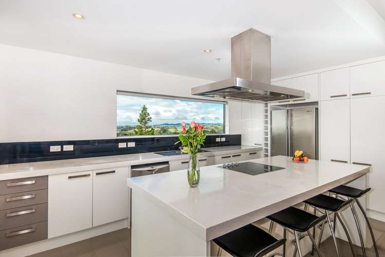 5e/84 Gunner Drive Te Atatu Peninsula_12