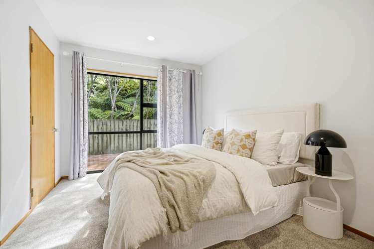 11 Highwood Grove Torbay_15