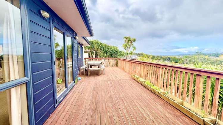 16 Waltham Street Henderson_24