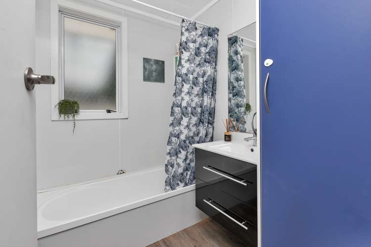 5 Pah Road Onerahi_16