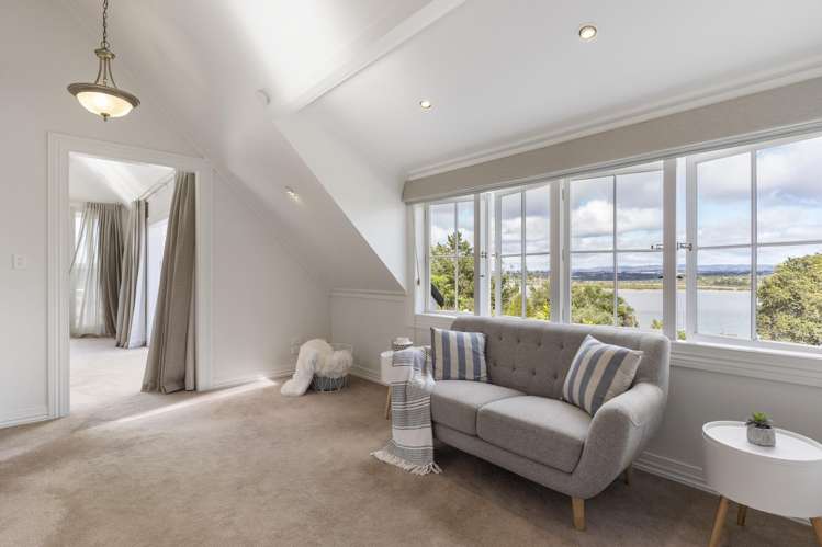 136 Attwood Road Paremoremo_11