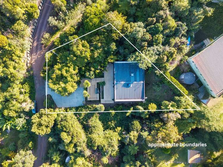 1 Huruhi Road Oneroa_22