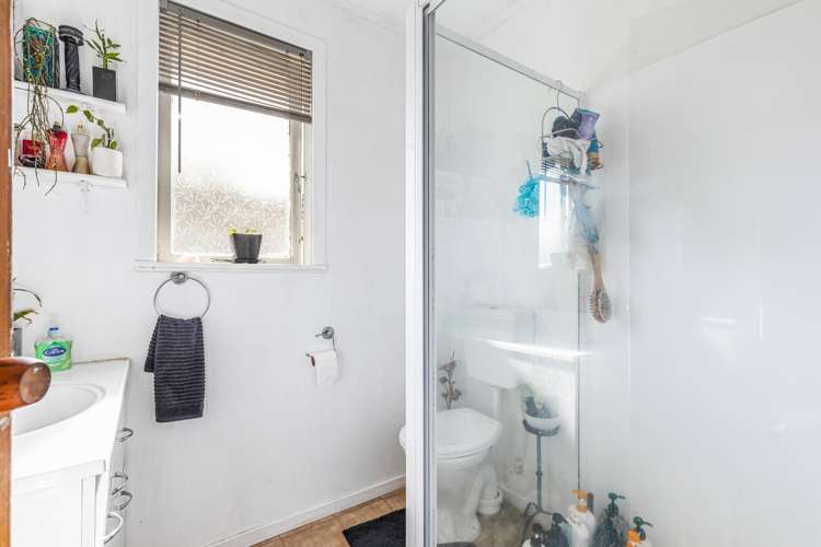 28 Helena Street Massey_11