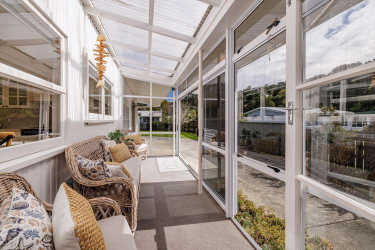 4 Seaview Road Paihia_11