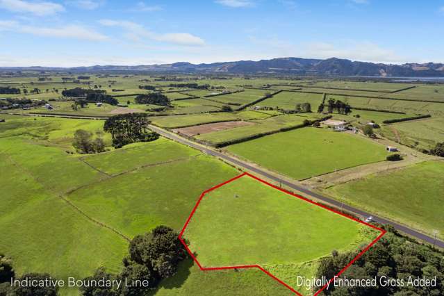 Fabulous Lifestyle Setting!! 1.7acres