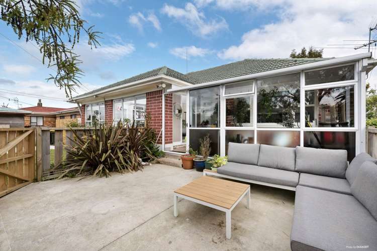 16 Campbell Place Papakura_13