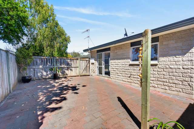 58B Whiting Crescent Greenmeadows_1