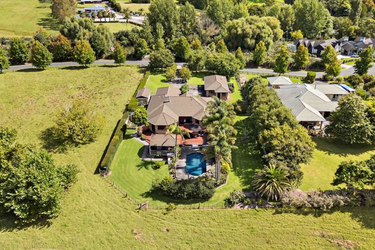 16 Lynwood Grove Dairy Flat_47