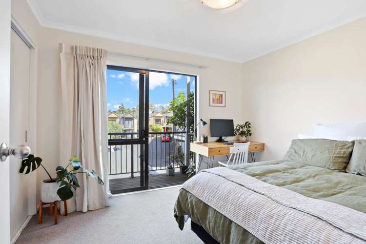 4/94 Glengarry Road Glen Eden_6