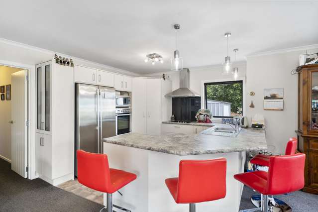 9 Cherry Lane Martinborough_4