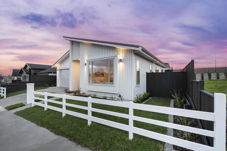 42 Tipu Crescent Milldale_32