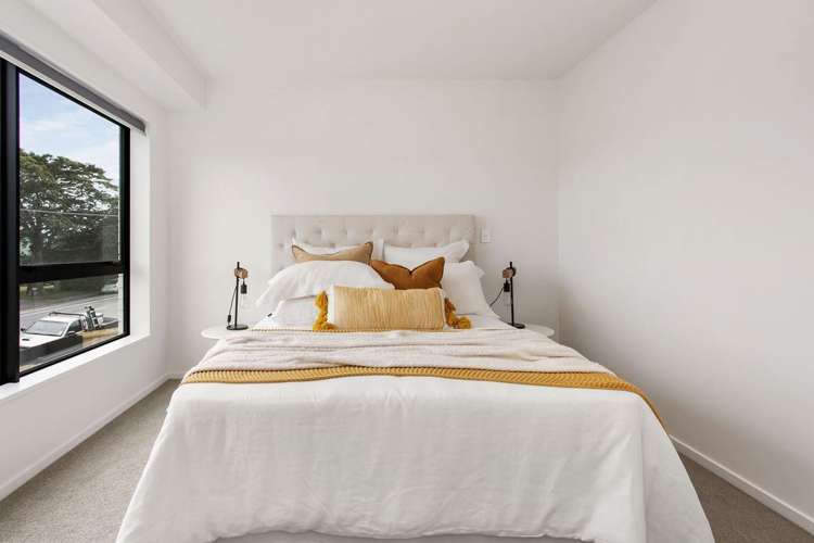 2/80 Milton Street Somerfield_5