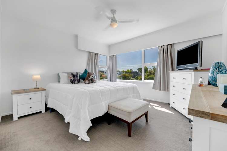 22 Archmillen Avenue Pakuranga Heights_16