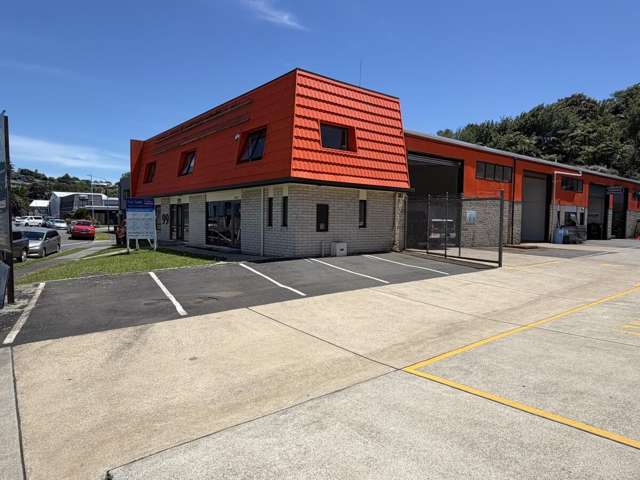 Refreshed Road Frontage Tenancy