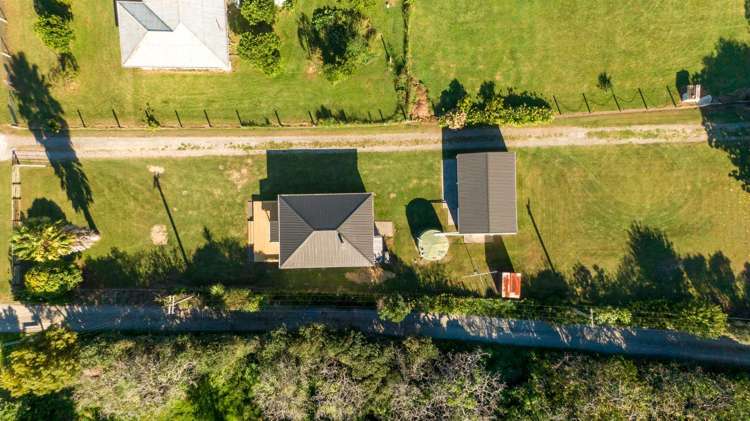 49 Tauwhareparae Road Tolaga Bay_19