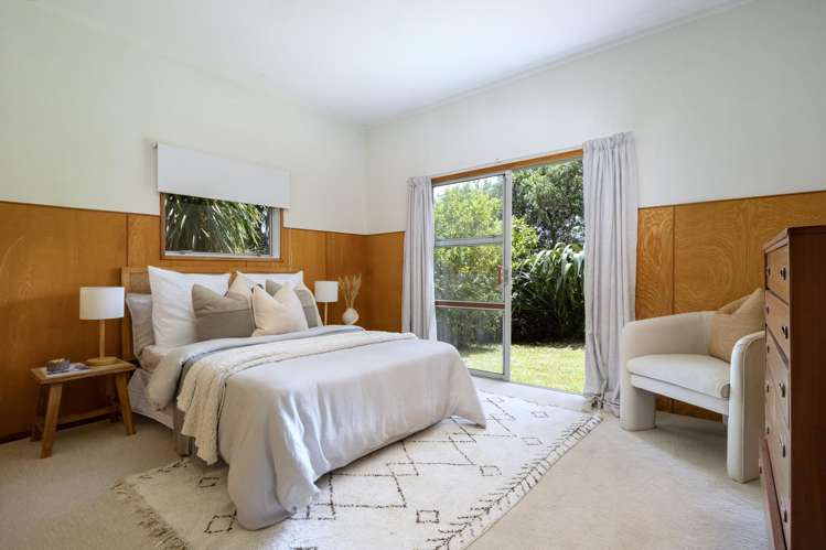 91 Seaview Road Piha_16