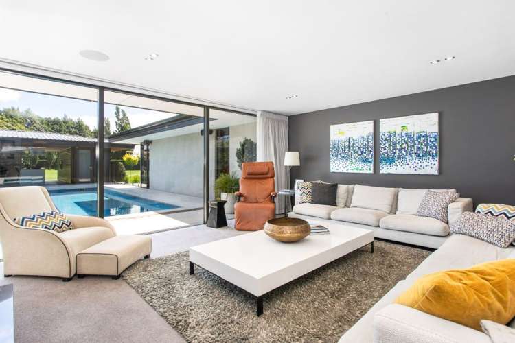 455 Sawyers Arms Road Harewood_5