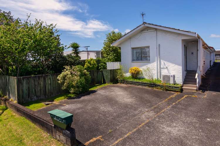 1/138 Hutchinson Avenue New Lynn_1