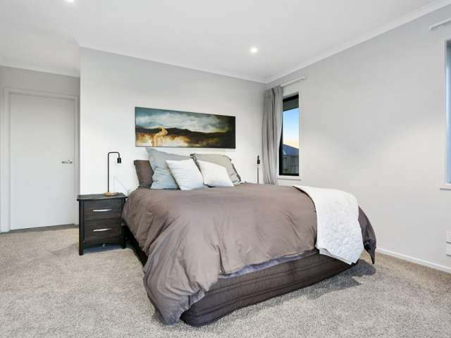 3 Hyatt Close Leamington_3