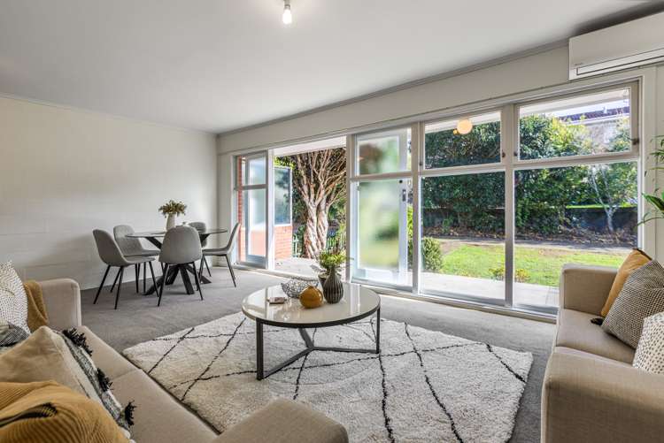 2/39 Tawhiri Road One Tree Hill_6