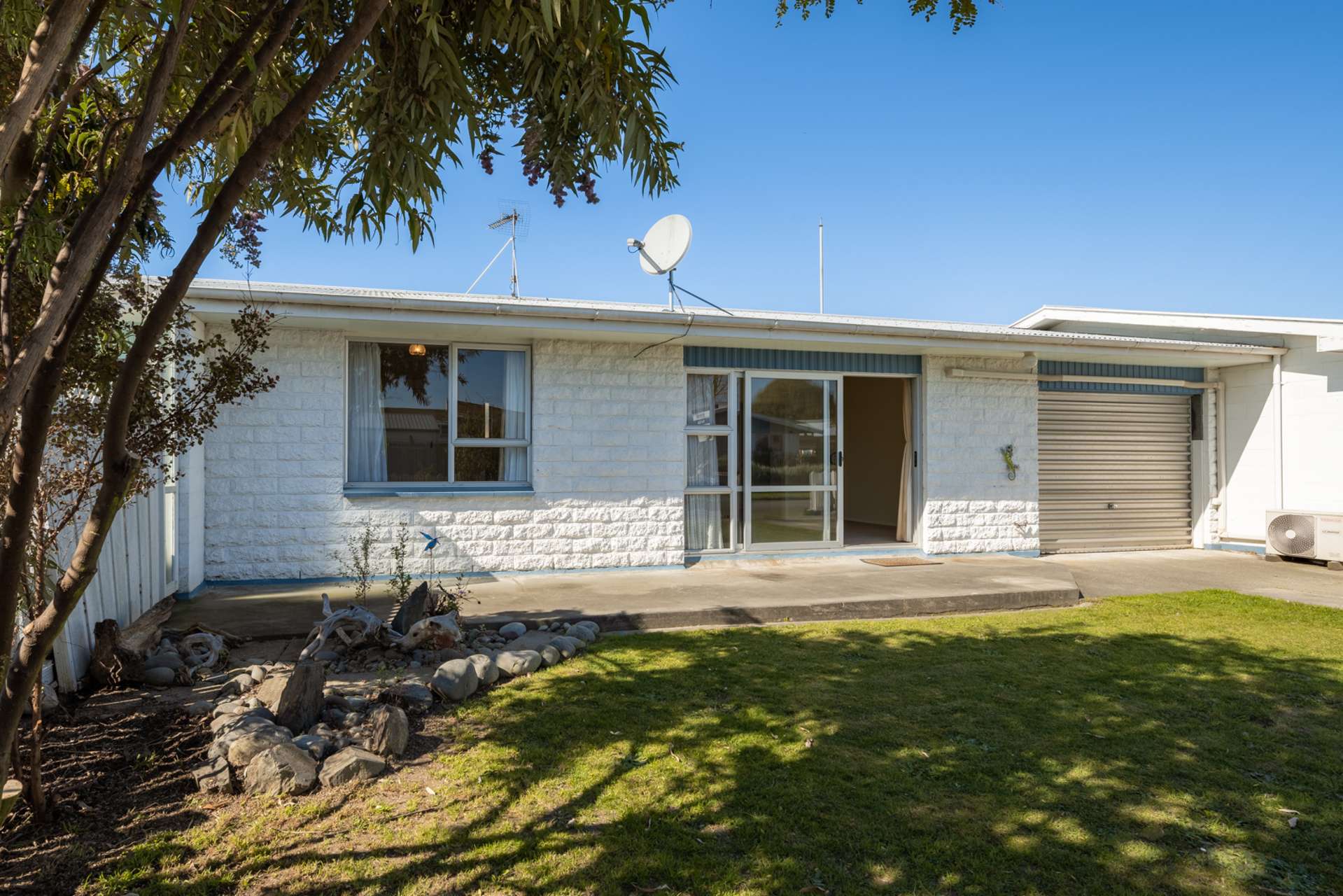 2/138 Budge Street Riversdale_0